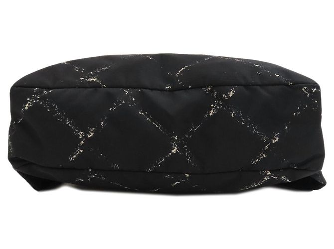 Zaino Chanel Travel Line in nylon nero - vista 4
