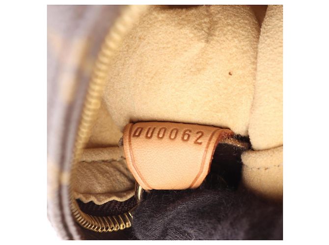Sac à épaule Louis Vuitton Looping GM Monogram Marron Monogramme - vue 5