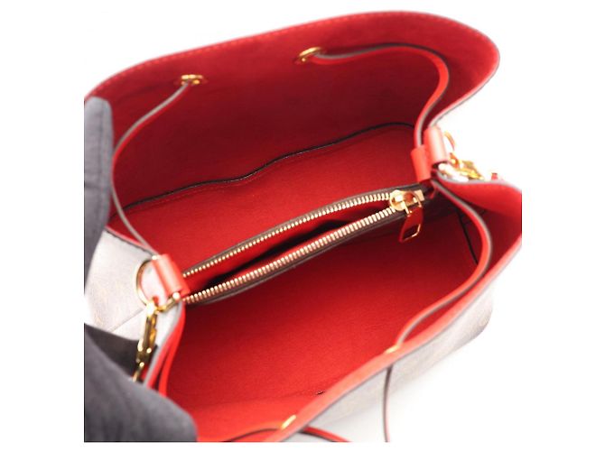Néonoé Borsa a tracolla Louis Vuitton NeoNoe Marrone Rosso Monogramma - vista 3