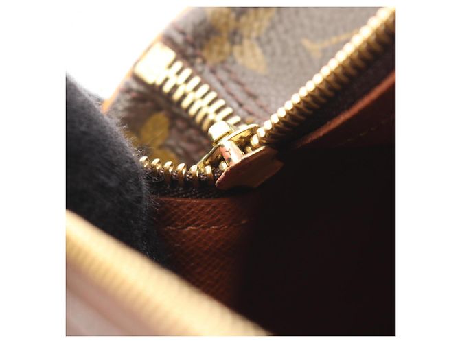 Borsa a mano Louis Vuitton Papillon 30 Marrone Monogramma - vista 9