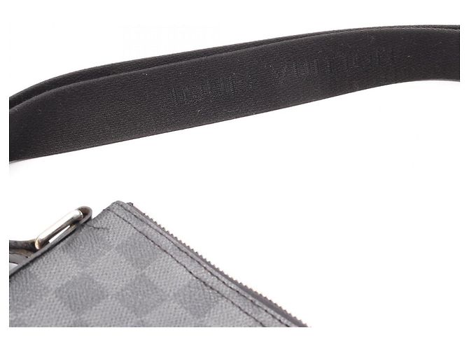Borsa a tracolla Louis Vuitton Mick PM Damier Graphite Nero - vista 10