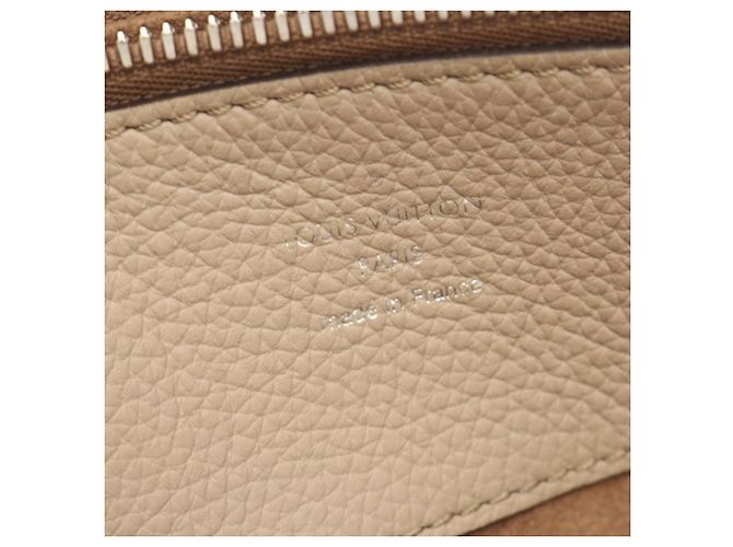 Borsa 2-Way Louis Vuitton Bella Tote Beige - vista 4