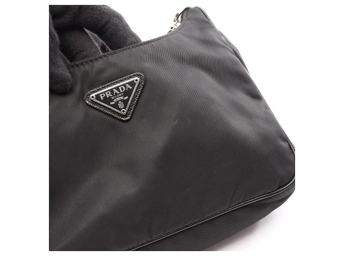 Saffiano Borsa a tracolla 2-Way Prada Re-Edition 2005 Nero - vista 6