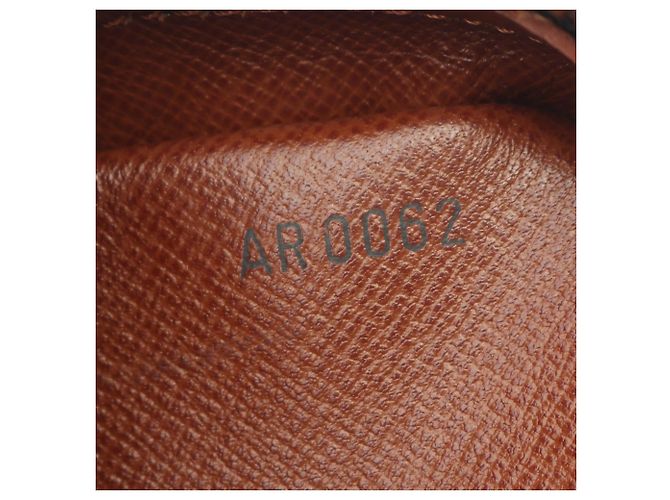 Borsa a tracolla Louis Vuitton Amazon Monogram Marrone - vista 5