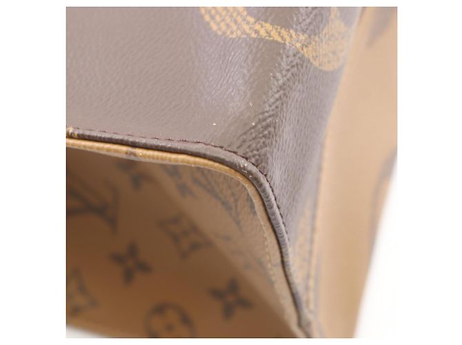 Borsa Tote 2-Way Louis Vuitton OnTheGo GM Marrone Beige - vista 6