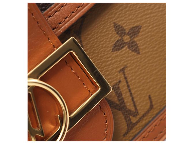 Borsa a tracolla Louis Vuitton Dauphine Mini Monogram Reverse Marrone Beige - vista 10