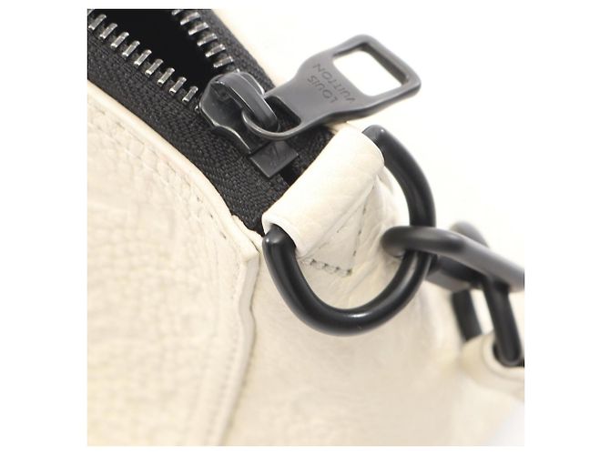 Borsa a tracolla 2-Way Louis Vuitton Triangle Messenger Bianco - vista 6