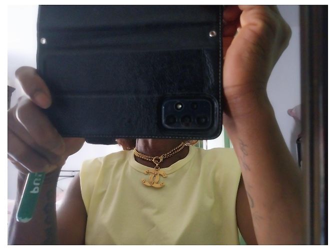 Collana Chanel con pendente logo CC dorato D'oro - vista 6