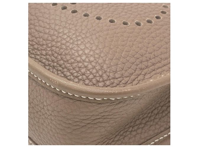 Hermès Hermes Evelyne TPM Schultertasche Taupe - Ansicht 13