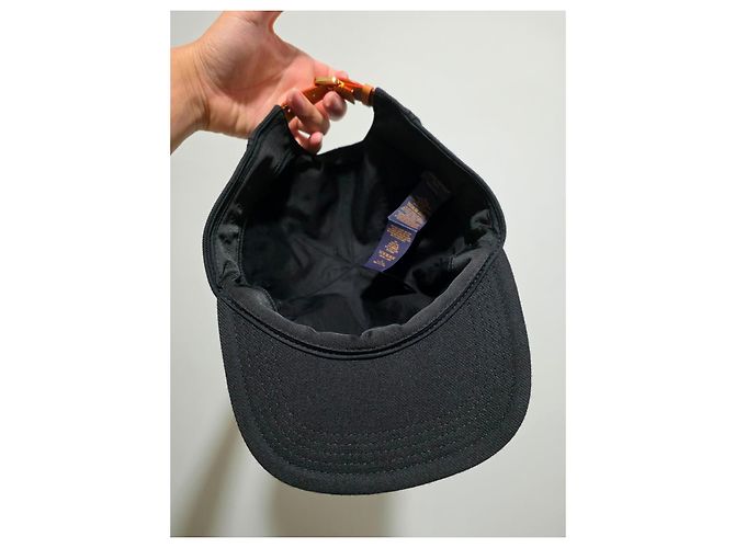 Cappello Louis Vuitton in lana nera con orecchie Nero - vista 13