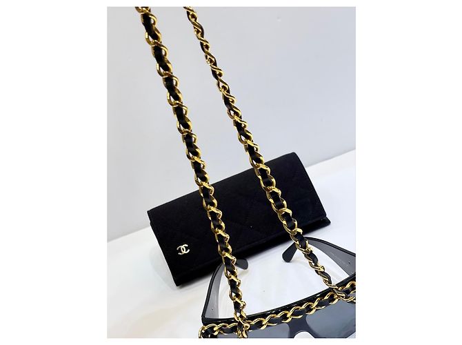 Chanel Rectangular Sunglasses with Gold Chain - Black - view 3