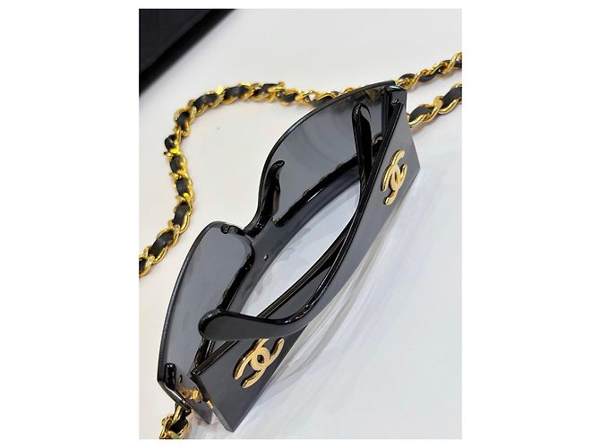 Chanel Rectangular Sunglasses with Gold Chain - Black - view 4