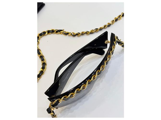 Chanel Rectangular Sunglasses with Gold Chain - Black - view 6