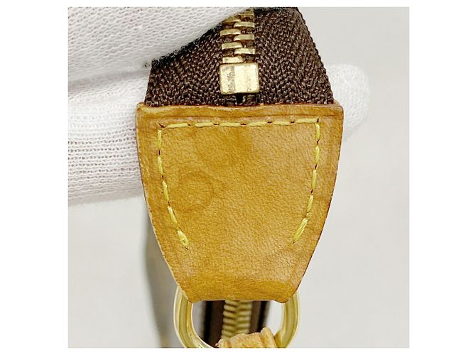 Borsa Louis Vuitton Monogram Pochette Accessoires M51980 Marrone - vista 11