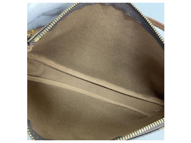 Louis Vuitton Monogram Pochette Accessoires M51980 Marrone - vista 4