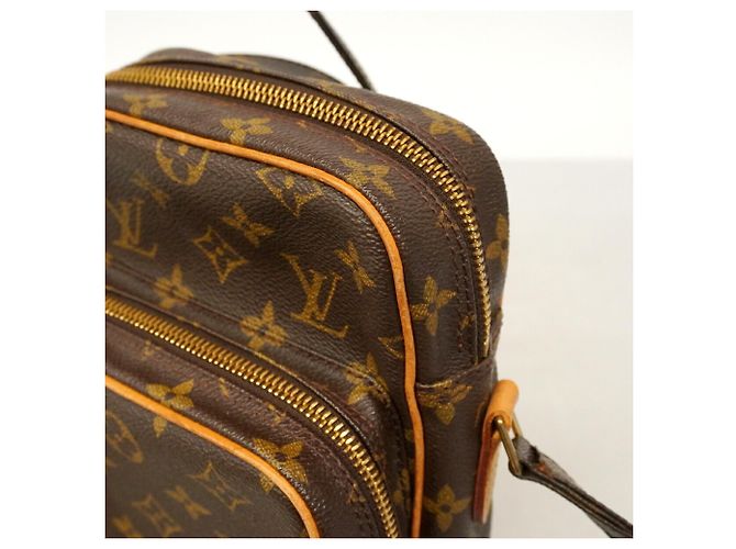 Borsa a tracolla Louis Vuitton Monogram Amazon Marrone - vista 7