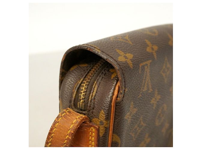 Borsa a tracolla Louis Vuitton Monogram Saint Germain 24 Marrone - vista 8