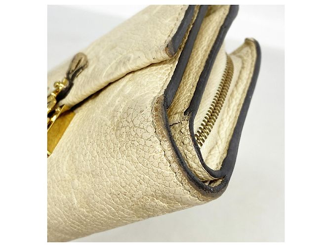 Portafoglio Louis Vuitton Tri-fold in Cream Crudo - vista 5