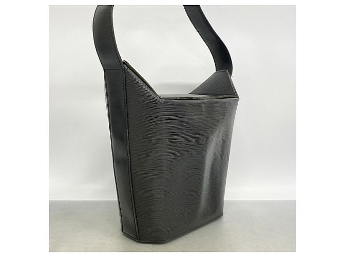 Louis Vuitton Epi Sac Sole Shoulder Bag Nero - vista 2
