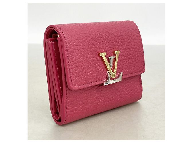 Capucines Louis Vuitton Tri-fold Wallet in Raspberry Rot - Ansicht 2