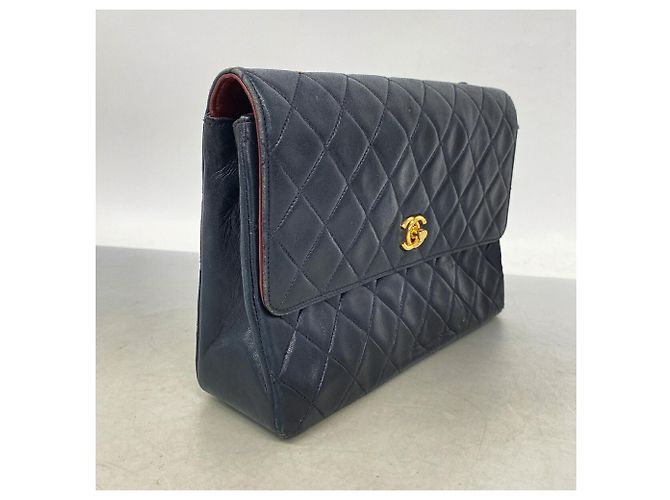 Borsa a tracolla Chanel Mini Matelassé con catena Nero - vista 2