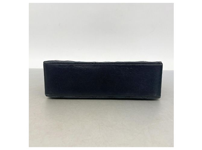 Borsa a tracolla Chanel Mini Matelassé con catena Nero - vista 3