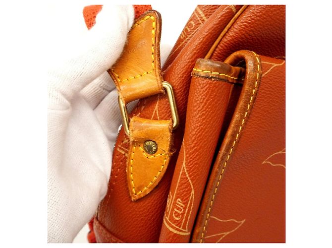 Borsa a tracolla Louis Vuitton LV Cup Calvi Rosso - vista 6