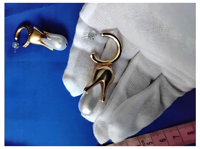 Schiaparelli Orecchini a goccia con perla e motivo a dente Bianco D'oro - vista 9