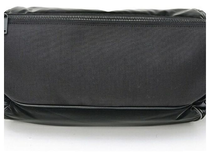 Borsa sling Saint Laurent in nylon nero - vista 3