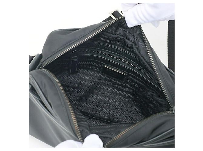 Prada Schultertasche aus Nylon und Saffiano-Leder Schwarz - Ansicht 7
