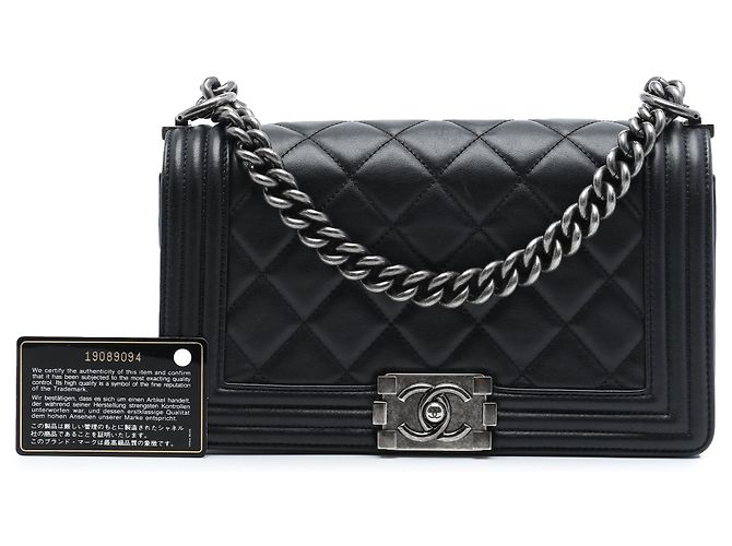 Borsa a tracolla Chanel Boy Flap in pelle d'agnello matelassé, nera, dimensione Old Medium Nero - vista 7