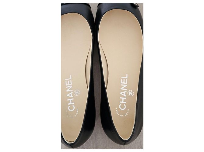 Bailarinas Chanel de cuero negro - vista 4