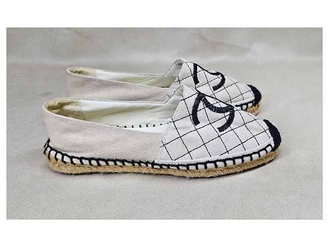 Chanel CC Espadrilles Schwarz Weiß - Ansicht 6