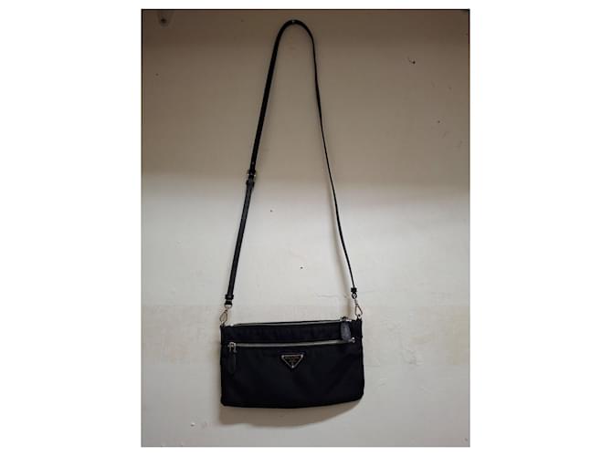 Prada Borsa a Tracolla in Nylon Nero - vista 2