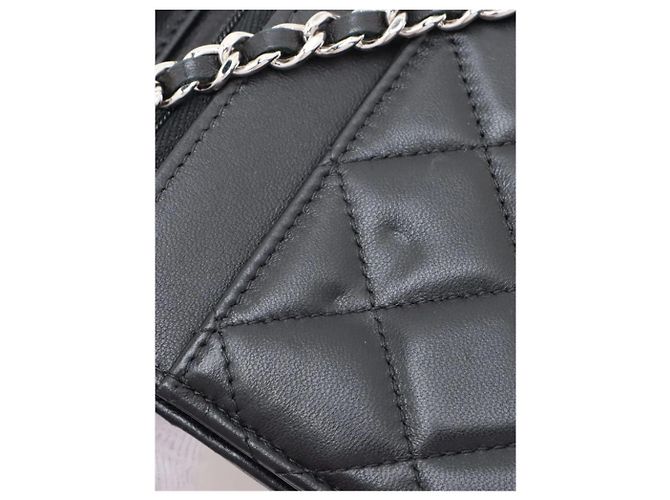 Chanel Schwarze gesteppte Wallet on Chain aus Lammleder 2020 - Ansicht 5