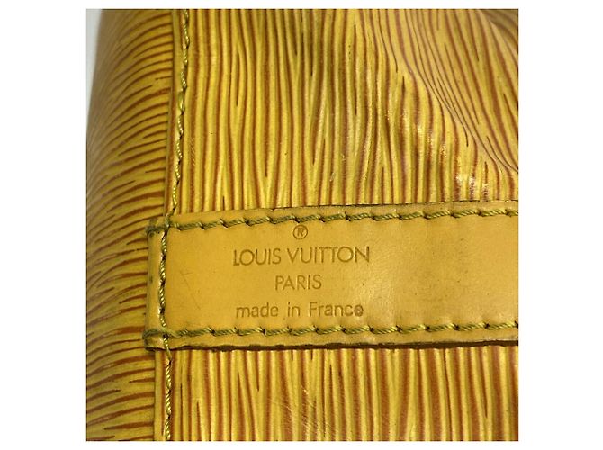 Noe Borsa a tracolla Louis Vuitton Epi Petit Noé Giallo - vista 5