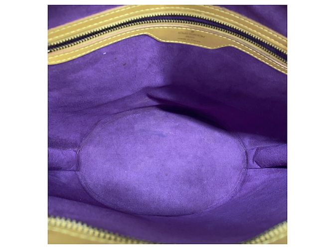 Borsa a tracolla Louis Vuitton Epi Saint Jacques Giallo - vista 4