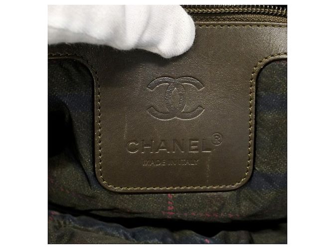 Chanel Coco Cocoon Nylon Handtasche Khaki - Ansicht 5