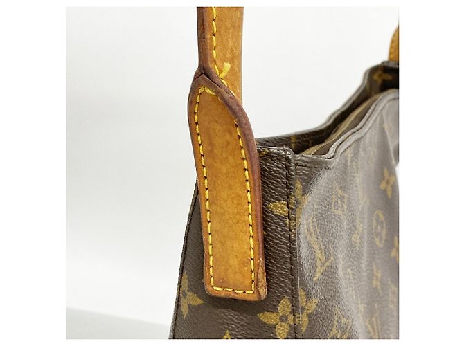Borsa a tracolla Louis Vuitton Monogram Looping GM Marrone - vista 11