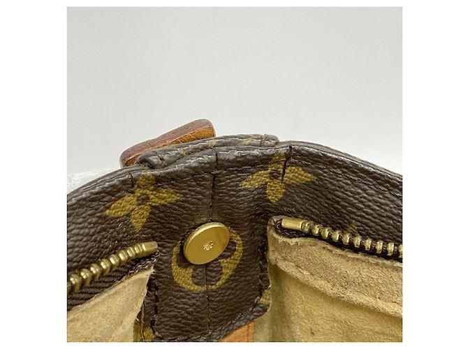 Borsa a tracolla Louis Vuitton Monogram Looping GM Marrone - vista 7