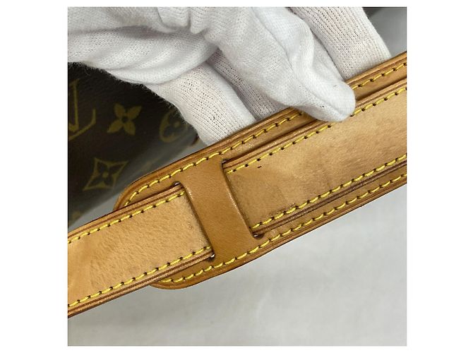 Louis Vuitton Boston Monogram Keepall Bandoulière 55 Marrone - vista 9