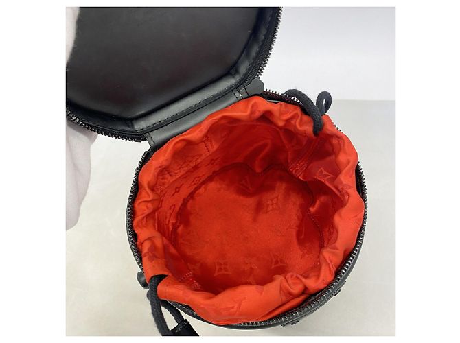 Borsa Louis Vuitton Monogram Lace Cannes Nero - vista 4