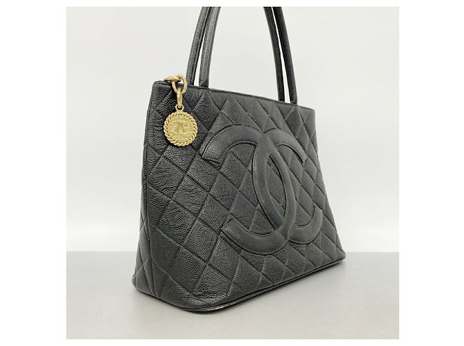 Borsa Tote Chanel in pelle di vitello grana nera Nero - vista 2