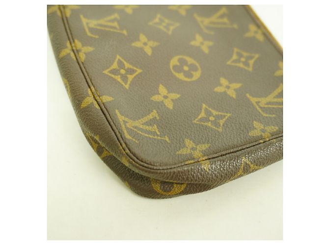 Louis Vuitton Monogram Pochette Accessoires Bag/Pouch Marrone - vista 9