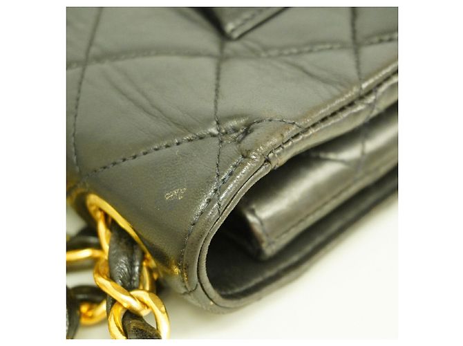 Borsa a tracolla Chanel in pelle d'agnello nera Nero - vista 6