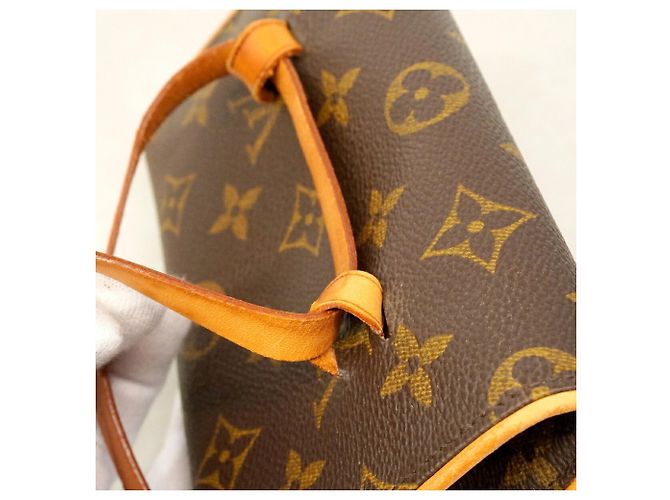 Louis Vuitton Monogram Pochette Florentine Fanny Pack Marrone - vista 9