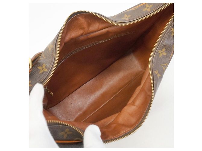 Borsa a tracolla Louis Vuitton Monogram Boulogne 35 Marrone - vista 4