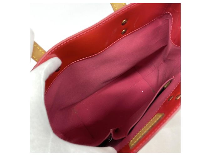 Borsa Tote Louis Vuitton Vernis Lead MM Fuschia - vista 4