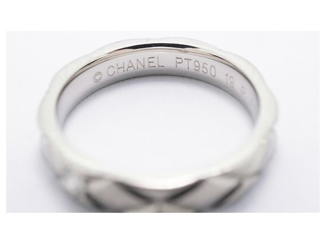 Chanel Matelassé Platin-Diamantring - Ansicht 4