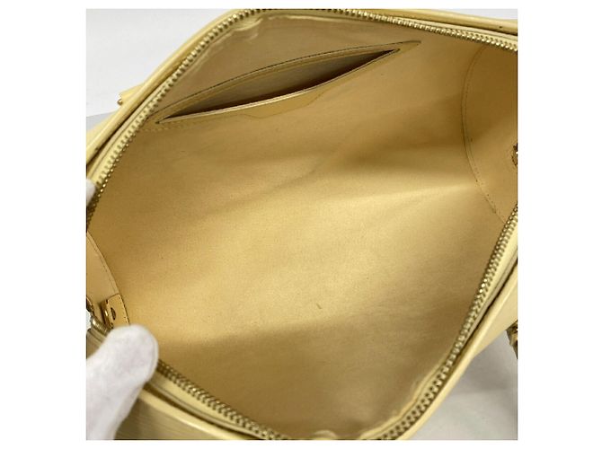 Borsa Louis Vuitton Epi Soufflot Giallo - vista 4